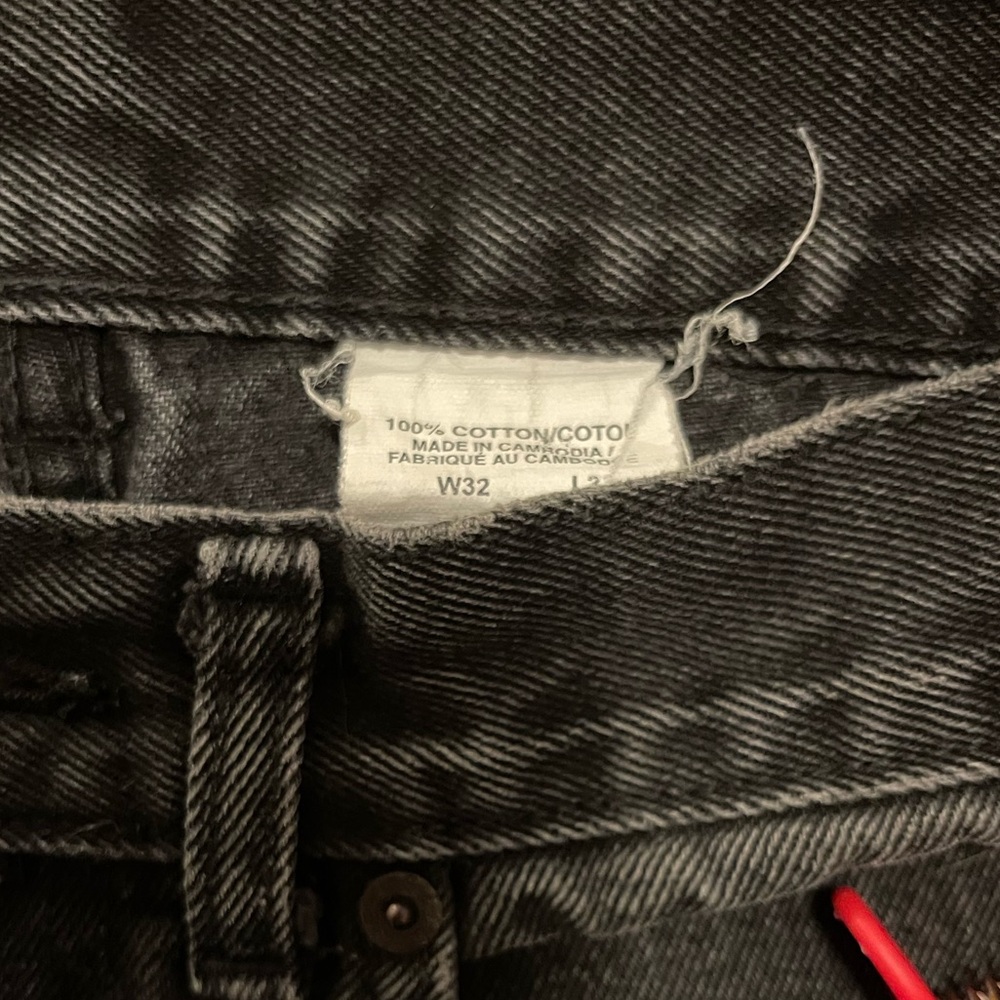 Levi’s Faded Black Denim Mini Skirt size 32 - Picture 8 of 8